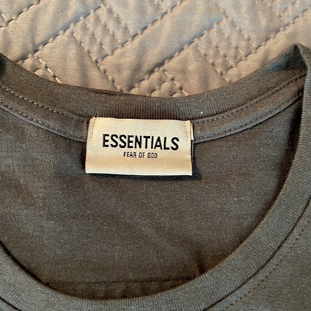 Gray Essentials Shirt Size Medium - image 2